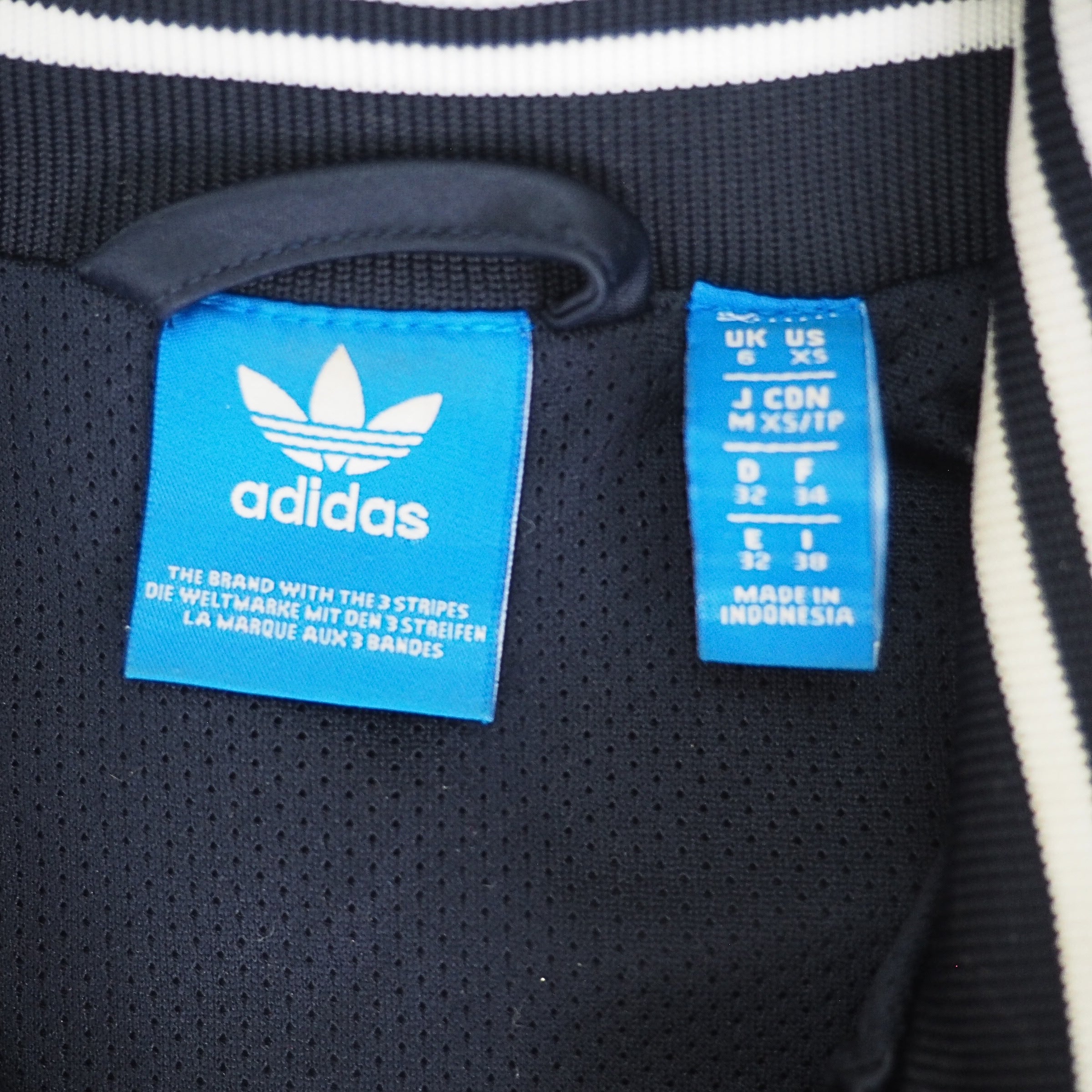 Adidas Originals London Satin Bomber Track Jacket 2017 XS