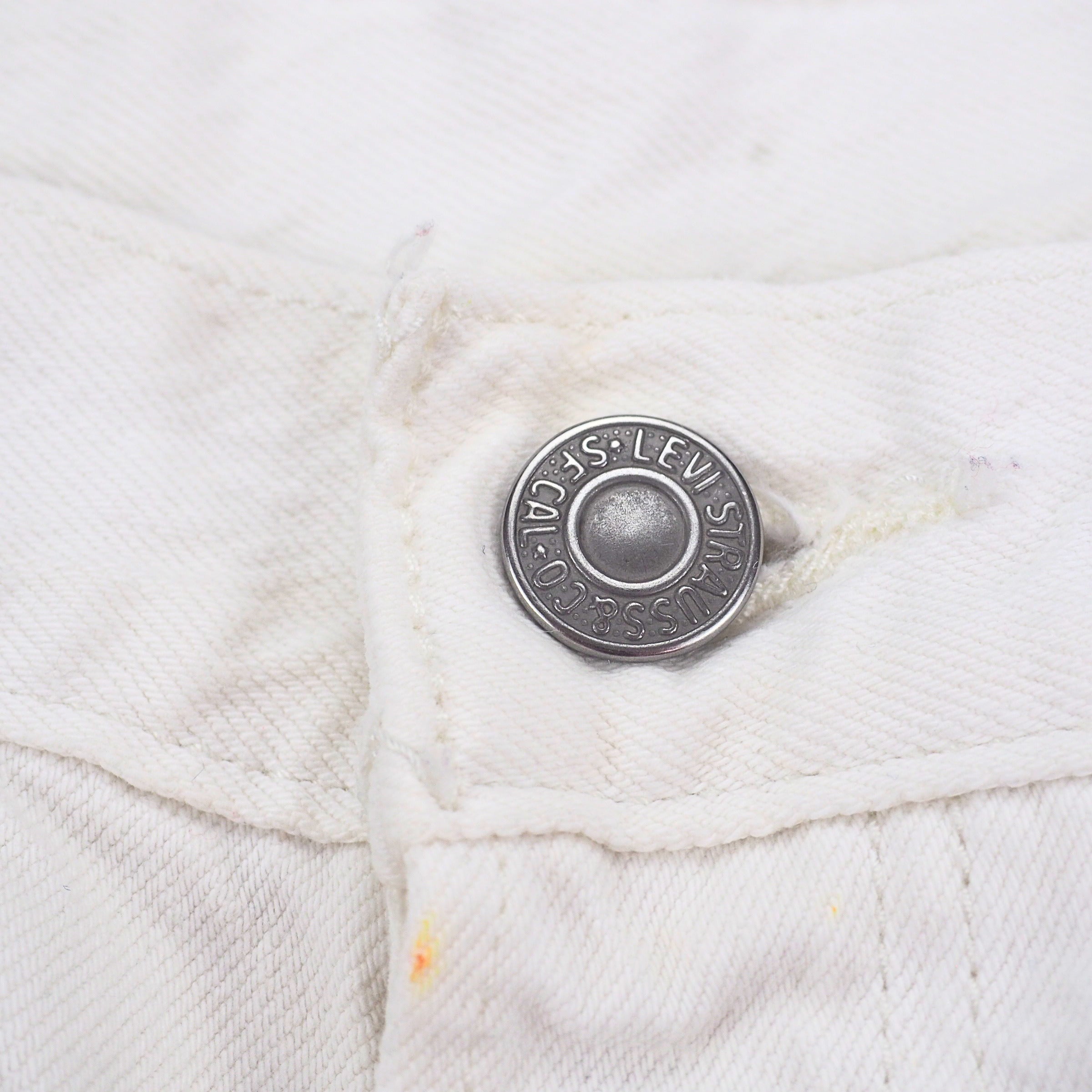 Levi's 501 90s Ankle Jeans White Denim With Frayed Cuffs Vintage W28