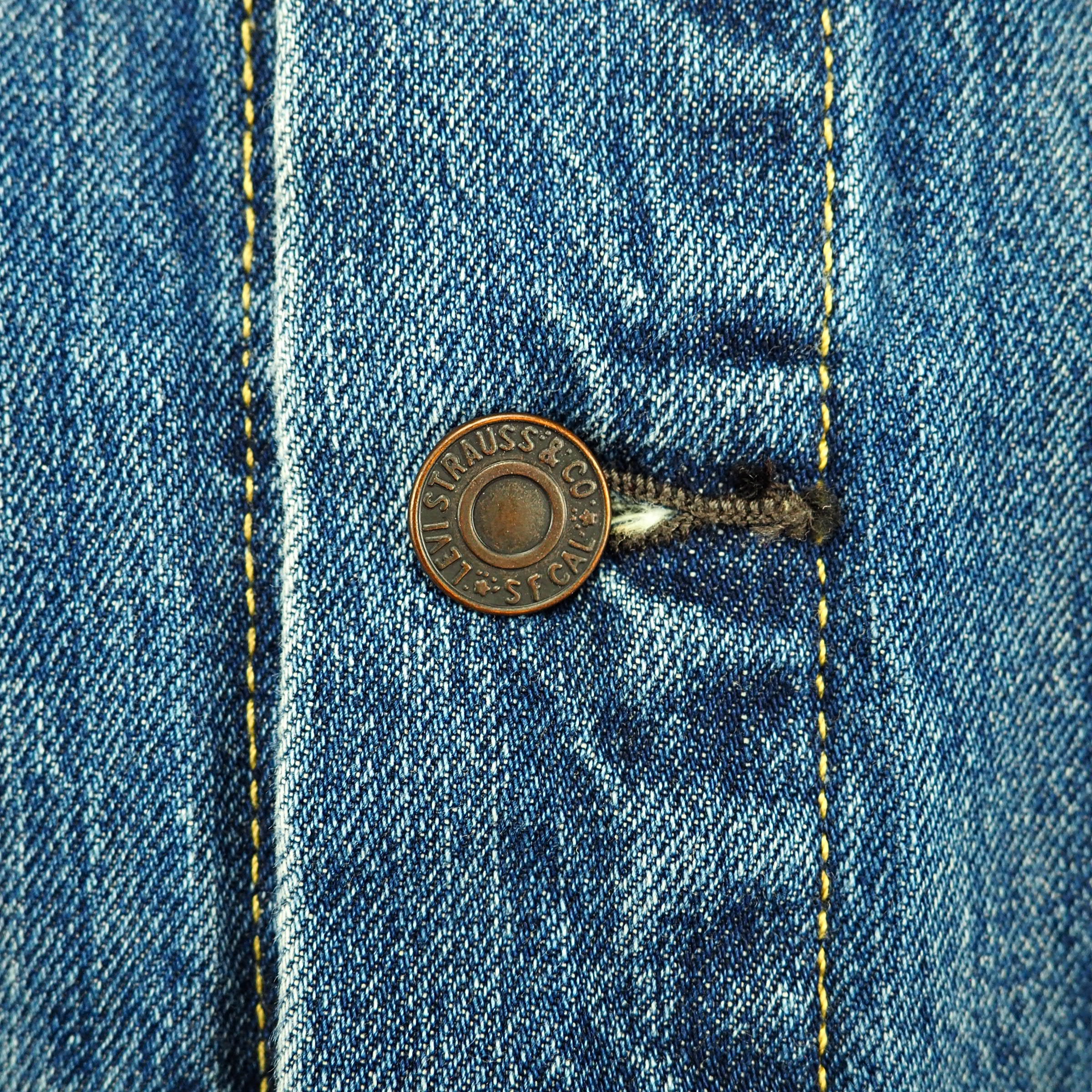 Levi's Red Tab Premium Retail Denim Trucker Jacket Faded Indigo Washed Denim 00s 10s L