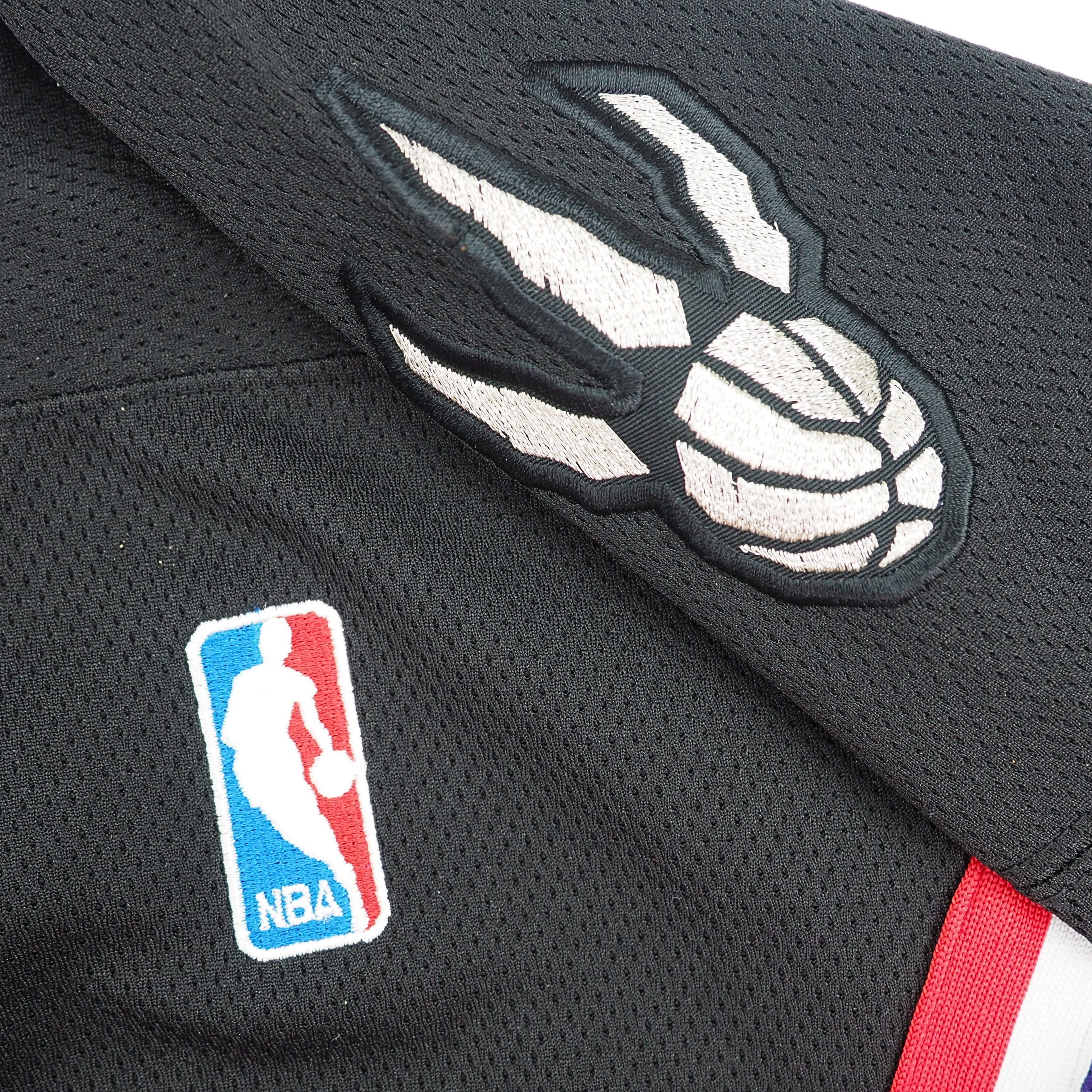 Nike Team Sports Toronto Raptors Hockey Style NBA Jersey Vintage 90s S/M