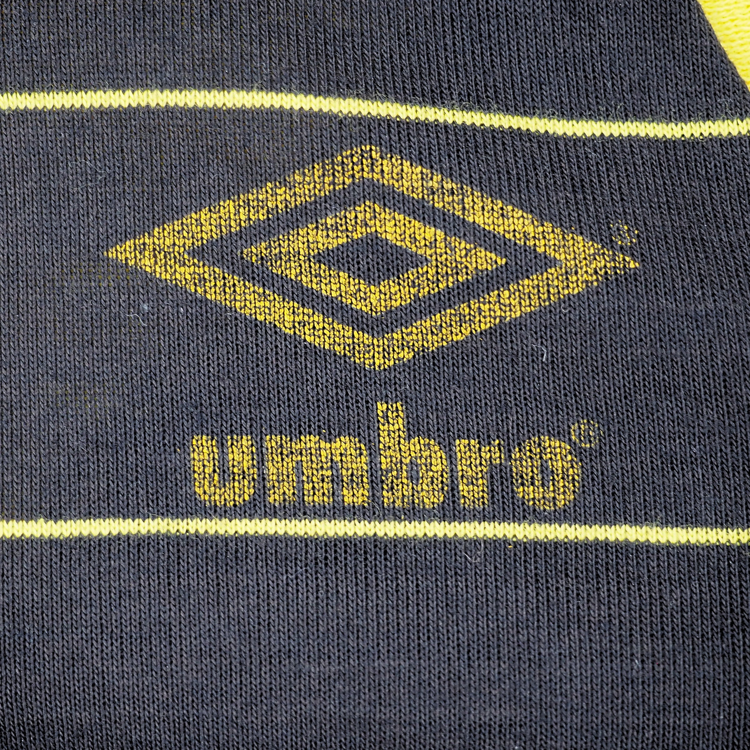 Umbro Padded Goalkeeper Jersey Black Yellow Vintage 80s-90s Made in USA Small